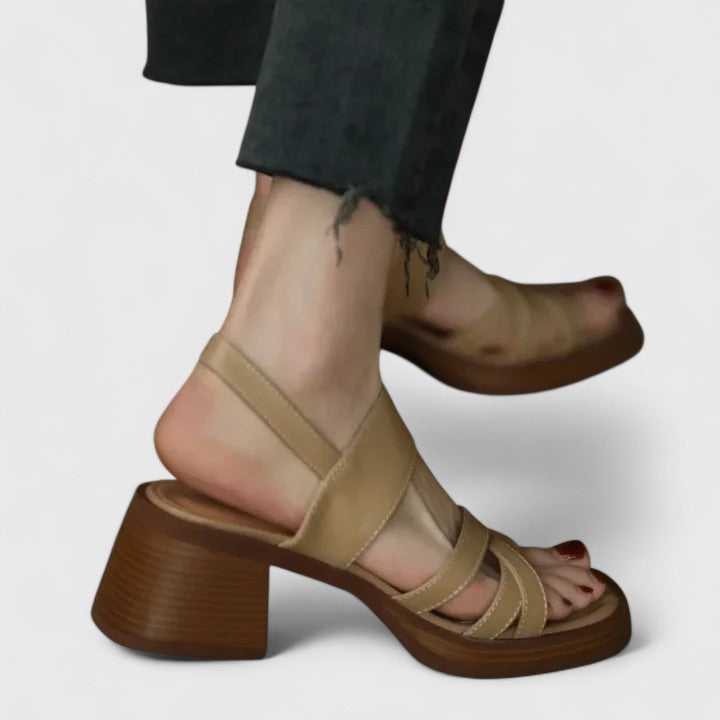 Celeste - Sandales croisées élégantes